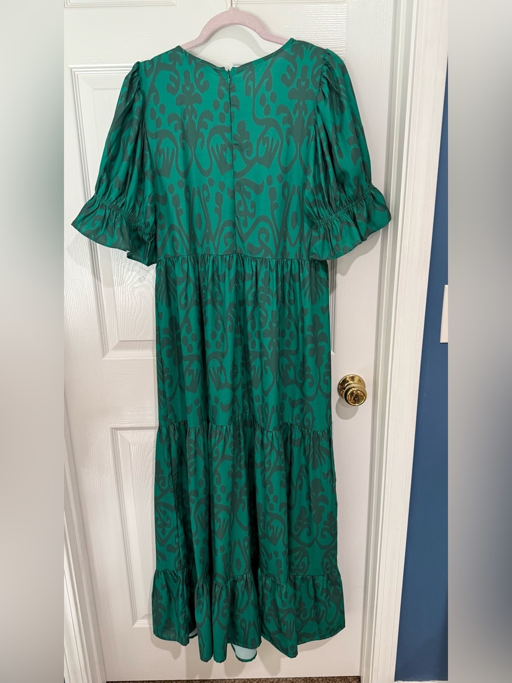 Emerald Patterned Tiered Maxi Dress with Ruffle Sleeves